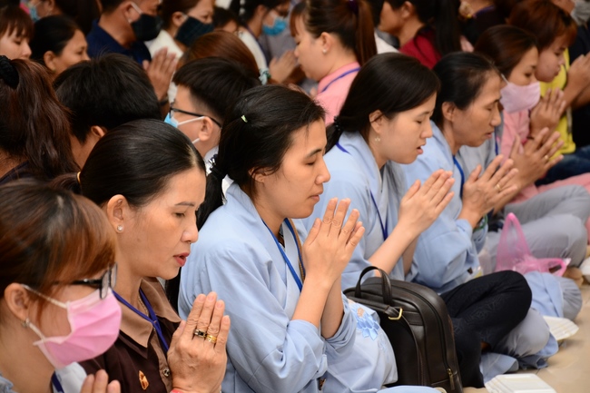 The 1st Three-Jewel Refuge Ceremony in 2020