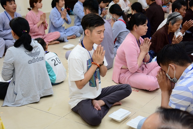 The 1st Three-Jewel Refuge Ceremony in 2020