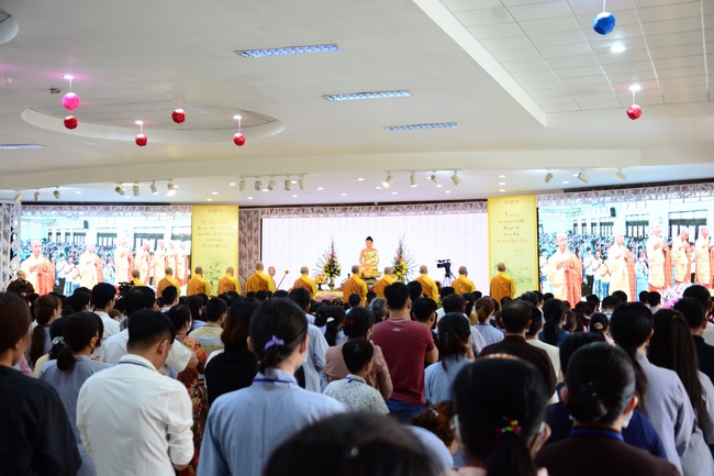 The 1st Three-Jewel Refuge Ceremony in 2020