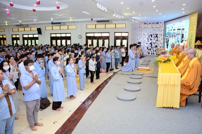 The 1st Three-Jewel Refuge Ceremony in 2020