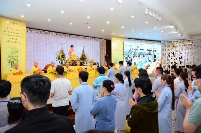 The 1st Three-Jewel Refuge Ceremony in 2020