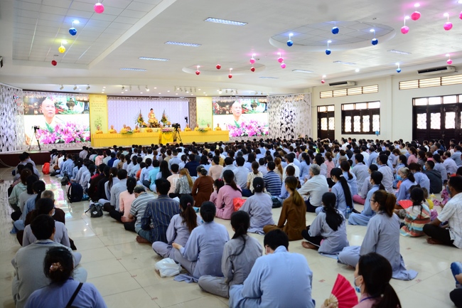 The 1st Three-Jewel Refuge Ceremony in 2020