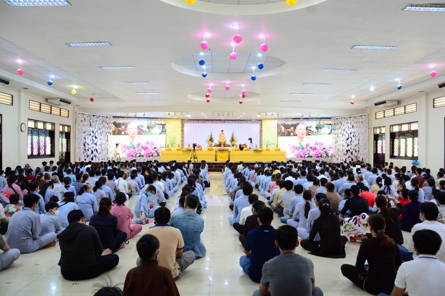 The 1st Three-Jewel Refuge Ceremony in 2020