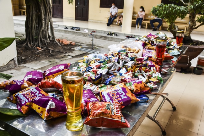 The rite of praying for rebirth and offering to Monks at Hoang Phap Pagoda