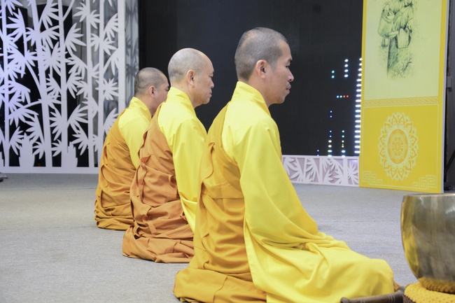 Opening the Seven-Day special Retreat