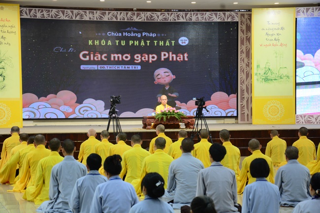 Dream of Meeting Buddha - Dharma talk in the Seven-Day Special Retreat