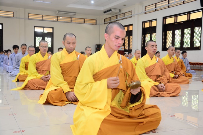 Dream of Meeting Buddha - Dharma talk in the Seven-Day Special Retreat