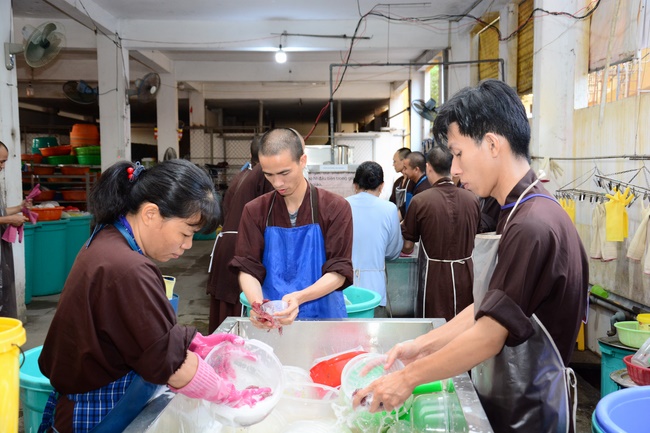 “A short period of life” - Dharma Talk in the Seven-Day Special Retreat