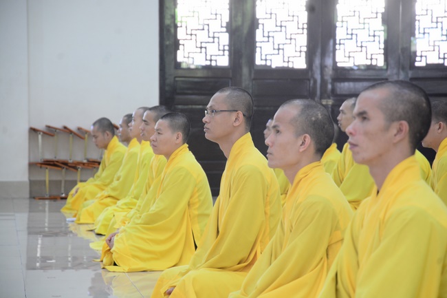Five Factors Forming Unethical Mind - Dharma Talk in the Seven-Day Special Retreat