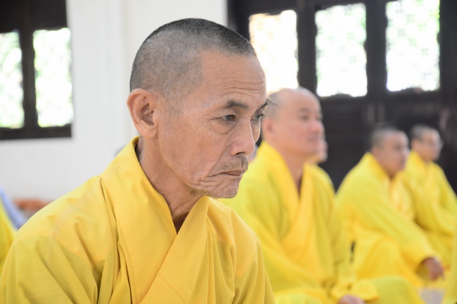 Five Factors Forming Unethical Mind - Dharma Talk in the Seven-Day Special Retreat