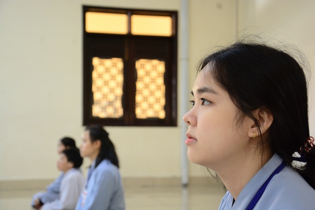 Five Factors Forming Unethical Mind - Dharma Talk in the Seven-Day Special Retreat