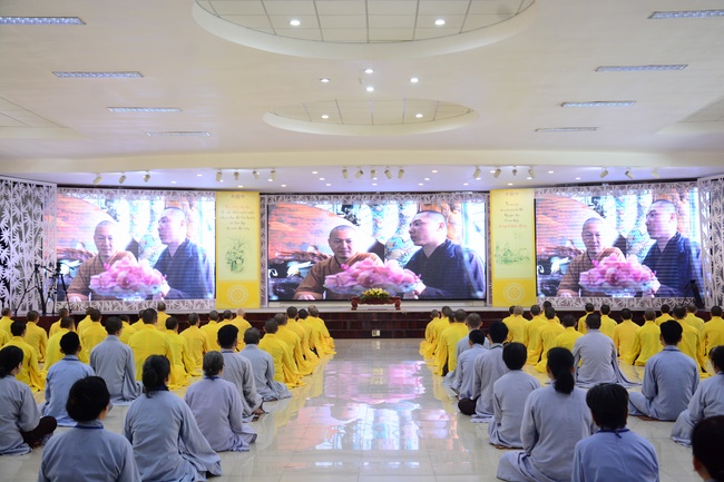 Five Factors Forming Unethical Mind - Dharma Talk in the Seven-Day Special Retreat