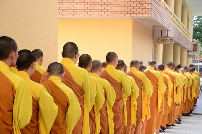 Five Factors Forming Unethical Mind - Dharma Talk in the Seven-Day Special Retreat