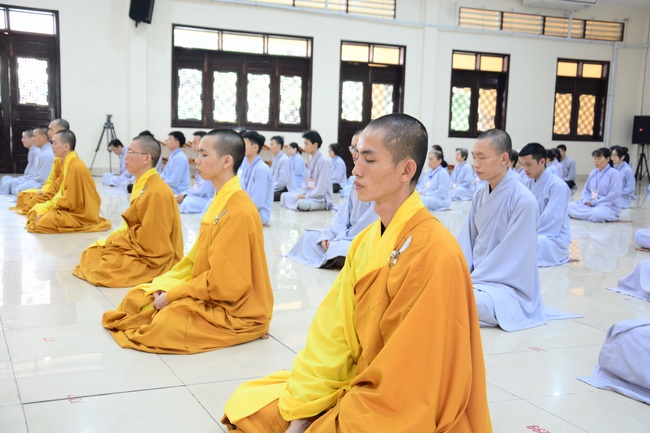 Five Factors Forming Unethical Mind - Dharma Talk in the Seven-Day Special Retreat