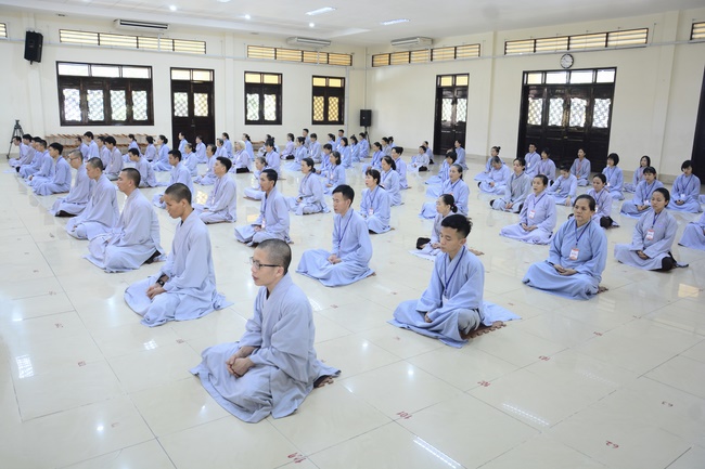 Five Factors Forming Unethical Mind - Dharma Talk in the Seven-Day Special Retreat