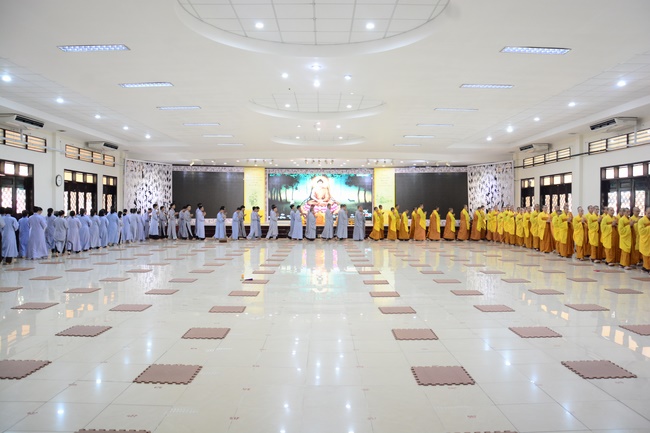 Five Factors Forming Unethical Mind - Dharma Talk in the Seven-Day Special Retreat