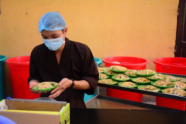 Five Factors Forming Unethical Mind - Dharma Talk in the Seven-Day Special Retreat