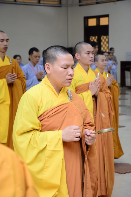 Observing natural mind - Dharma Talk in the Seven-Day Special Retreat