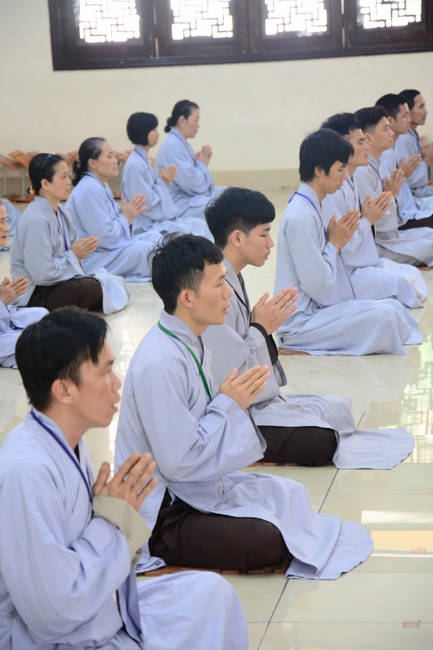 Observing natural mind - Dharma Talk in the Seven-Day Special Retreat