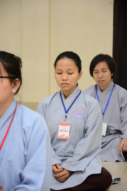 Observing natural mind - Dharma Talk in the Seven-Day Special Retreat