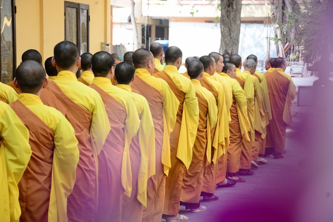 Only I myself can help me..... - Dharma Talk in the Seven-Day Special Retreat