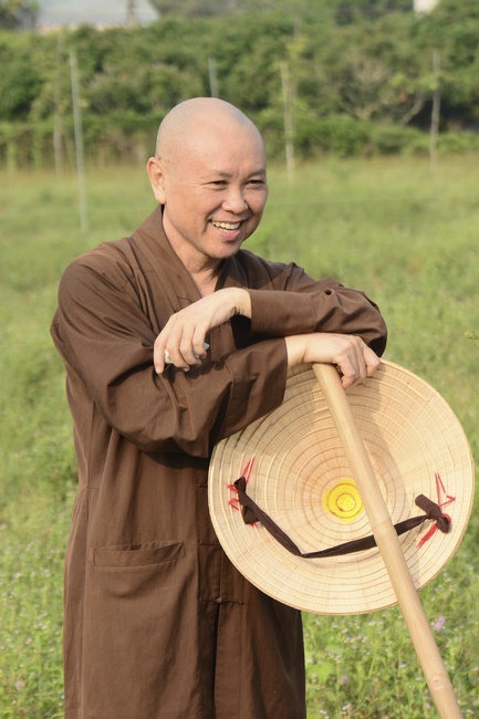 Planting trees in Tay Ninh of the monks of Hoang Phap Pagoda