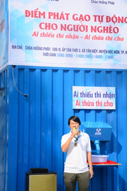 The program supplying automatic rice to the needy