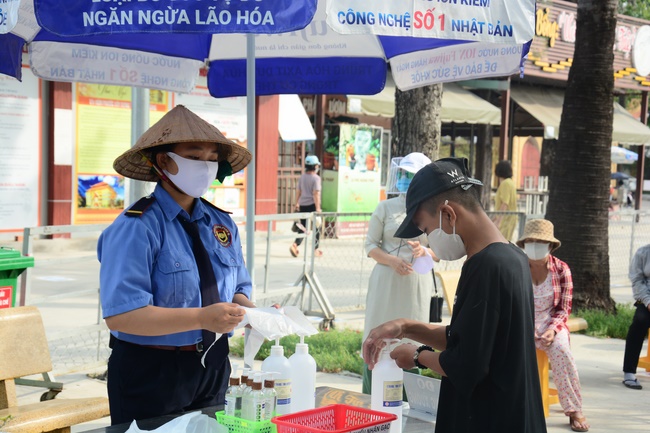 The program supplying automatic rice to the needy