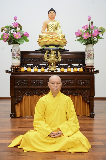 Series of photos of the Seven-Day Special Retreat