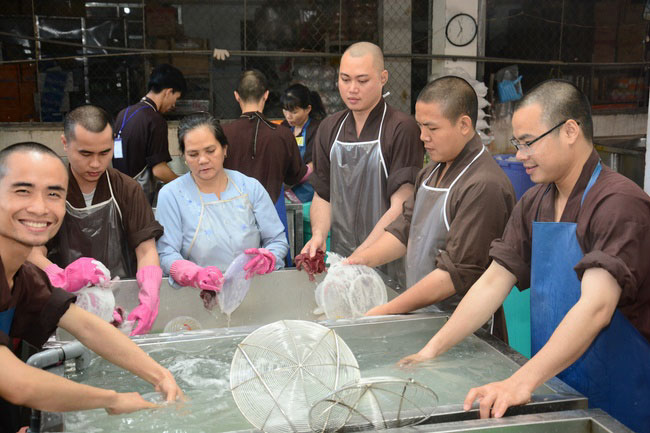 Series of photos of the Seven-Day Special Retreat