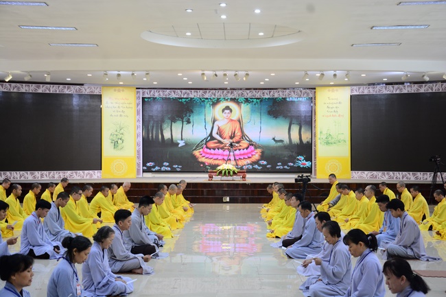 Series of photos of the Seven-Day Special Retreat