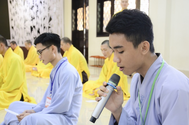 Series of photos of the Seven-Day Special Retreat