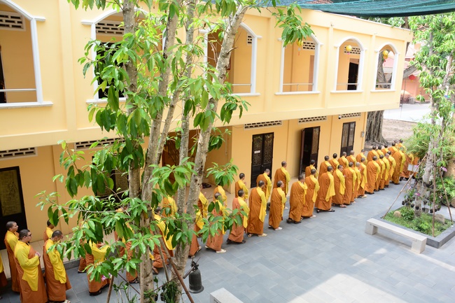 Series of photos of the Seven-Day Special Retreat