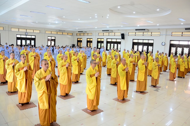 Series of photos of the Seven-Day Special Retreat