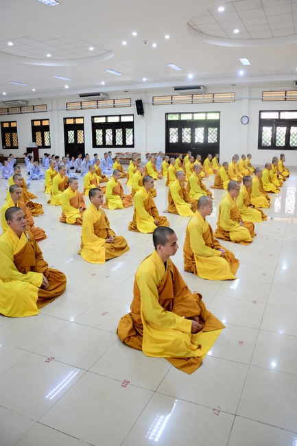 Series of photos of the Seven-Day Special Retreat