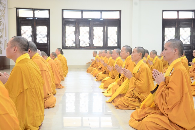 Series of photos of the Seven-Day Special Retreat