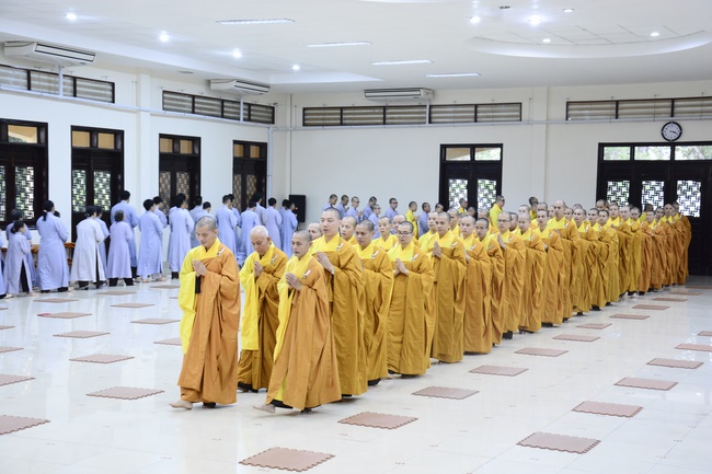 Series of photos of the Seven-Day Special Retreat