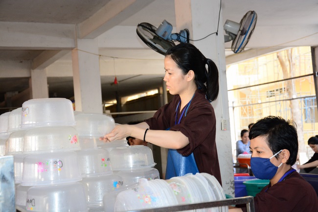 Series of photos of the Seven-Day Special Retreat