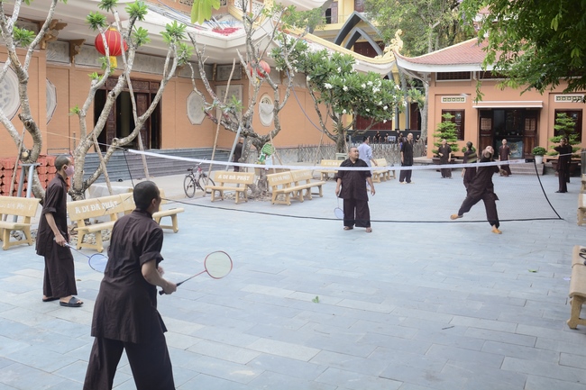 Series of photos of the Seven-Day Special Retreat