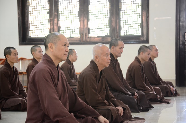 Series of photos of the Seven-Day Special Retreat