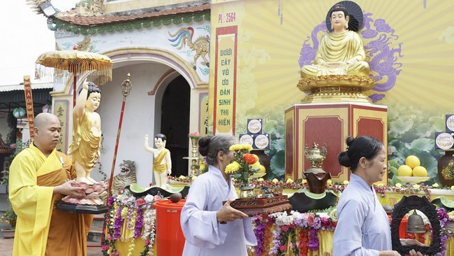 The last day of Buddha's Birthday Week 2020 at Dong Cao Pagoda