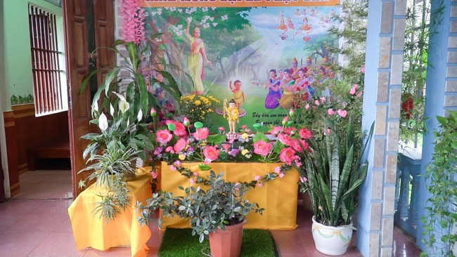 Dong Cao Pagoda granting the merit certificate to Buddhists having design of the Lumbini garden.