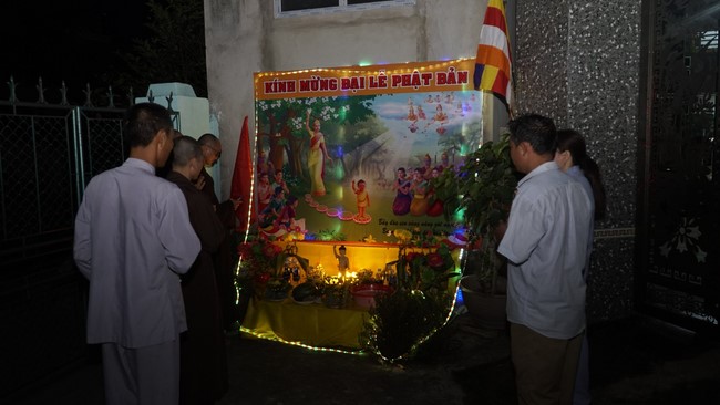 Dong Cao Pagoda granting the merit certificate to Buddhists having design of the Lumbini garden.