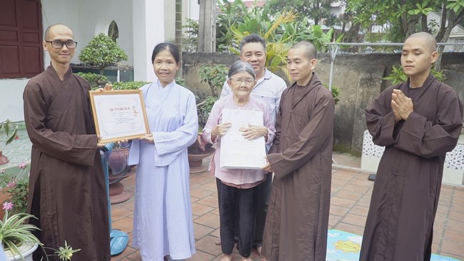 Dong Cao Pagoda granting the merit certificate to Buddhists having design of the Lumbini garden.