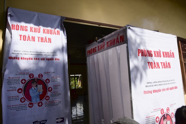 Donating rice for Hung Phap Pagoda, Dong Nai