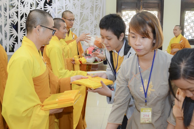 The Three Jewel Refuge Ceremony for cancer ill children coming from the Oncology Hospital