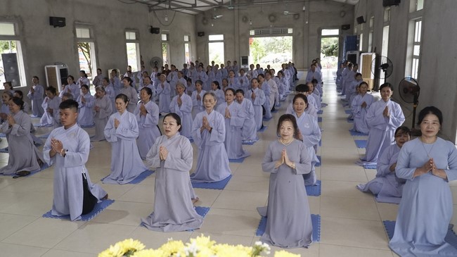 One-day retreat at Dong Cao Pagoda, Thanh Hoa
