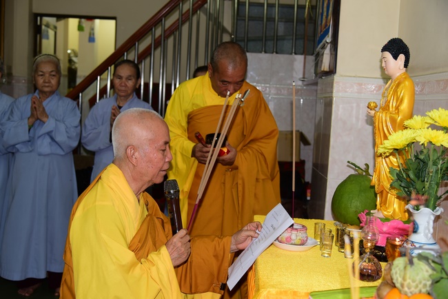 The  praying ceremony for rebirth