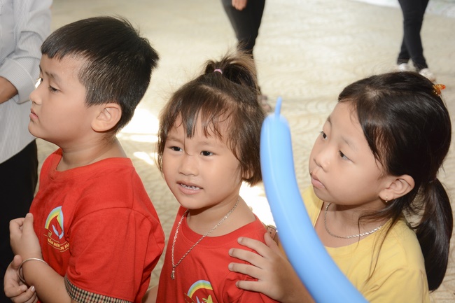 Tặng quà giáo viên trường mầm non tư thục tại Tân Thới Nhì, Hóc Môn