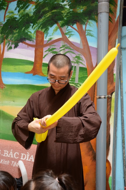 Tặng quà giáo viên trường mầm non tư thục tại Tân Thới Nhì, Hóc Môn